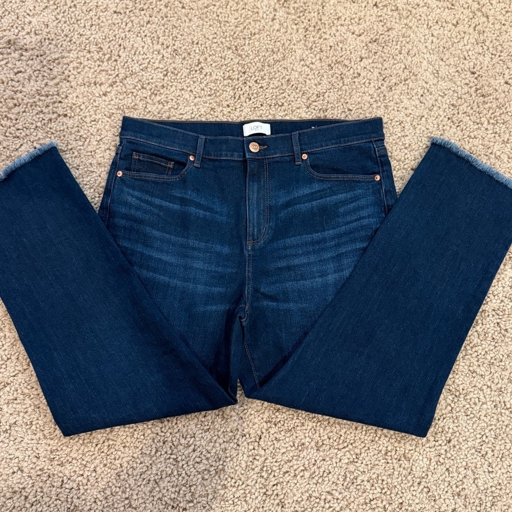 Ann Taylor LOFT Straight Leg Jeans 14 Dark Wash Frayed Hem 28” Inseam NWOT‎